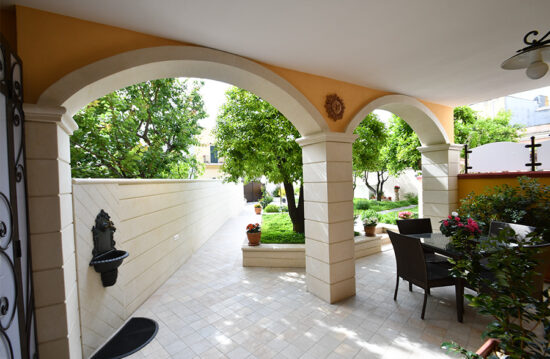 archi